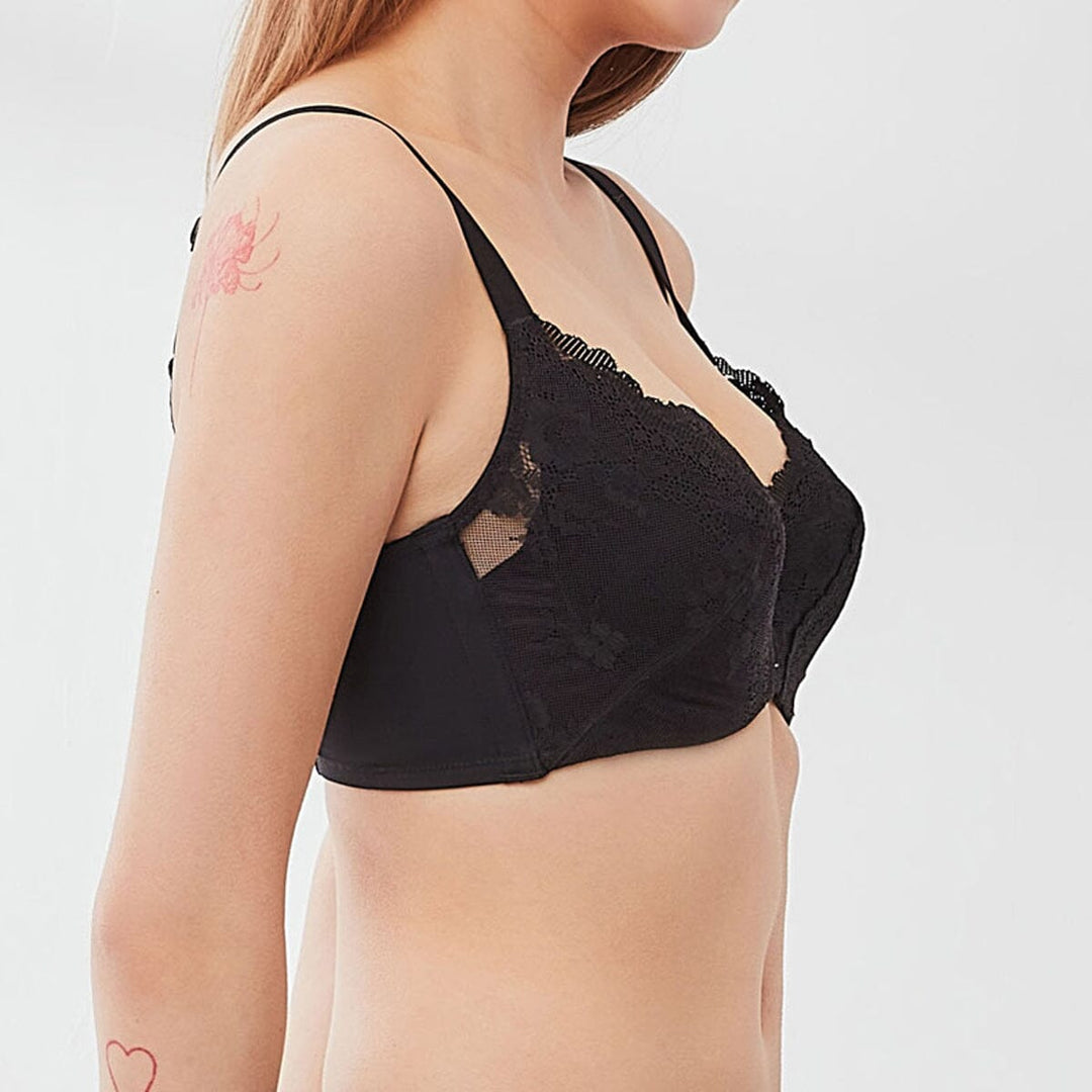 SUSTAINABLE REherbafoam™ Slim-cut & Cushioned Sling Push Up Lace Bra Bra Her own words Black 70B 