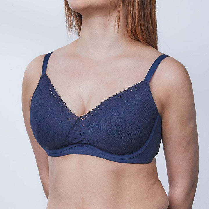 Solution Ti-Wire REmarshMallowPad™ W-Shape Support Lightly Lined Lace Bra Bra Her own words Navy Blazer 70B 