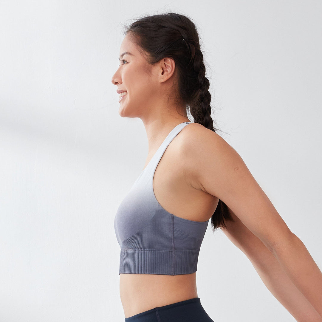 Sustainable REherbafoam™ & REextraSkin™ Medium Impact Knit Zip Sports Bra Her own words SPORTS Arctic Ice x Ash Blue 70B 